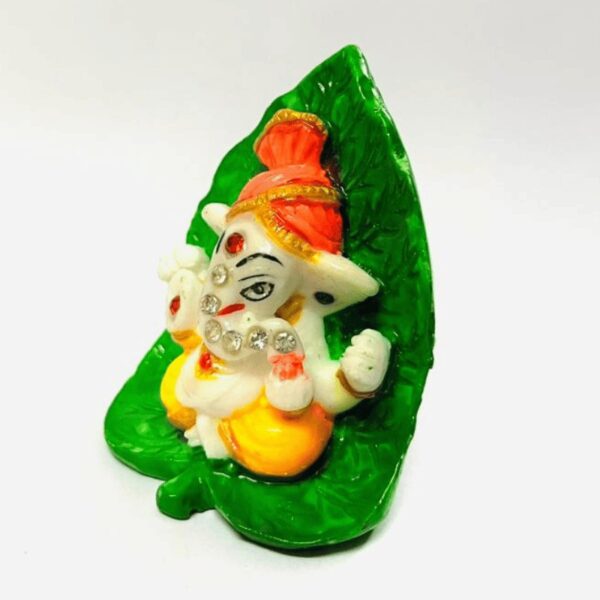 Resin showpiece ganesha